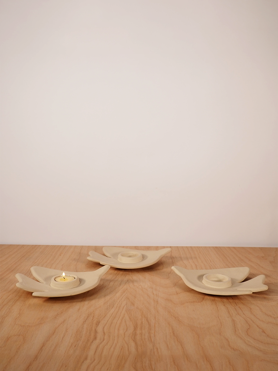 Paloma Tealight Holder (Ivory)