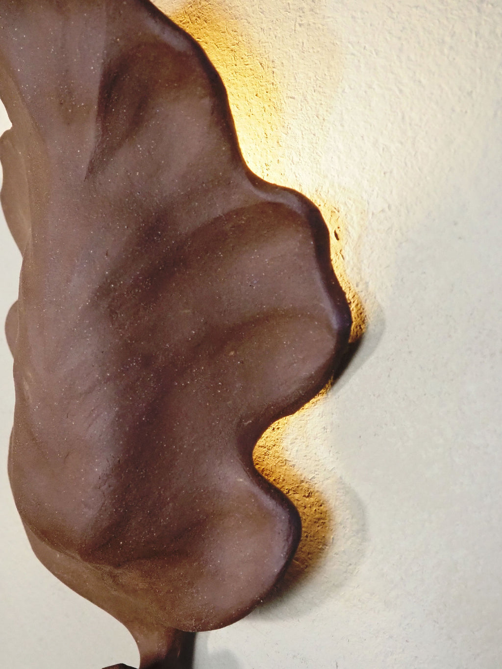 Oak Leaf Wall Sconce – Brown