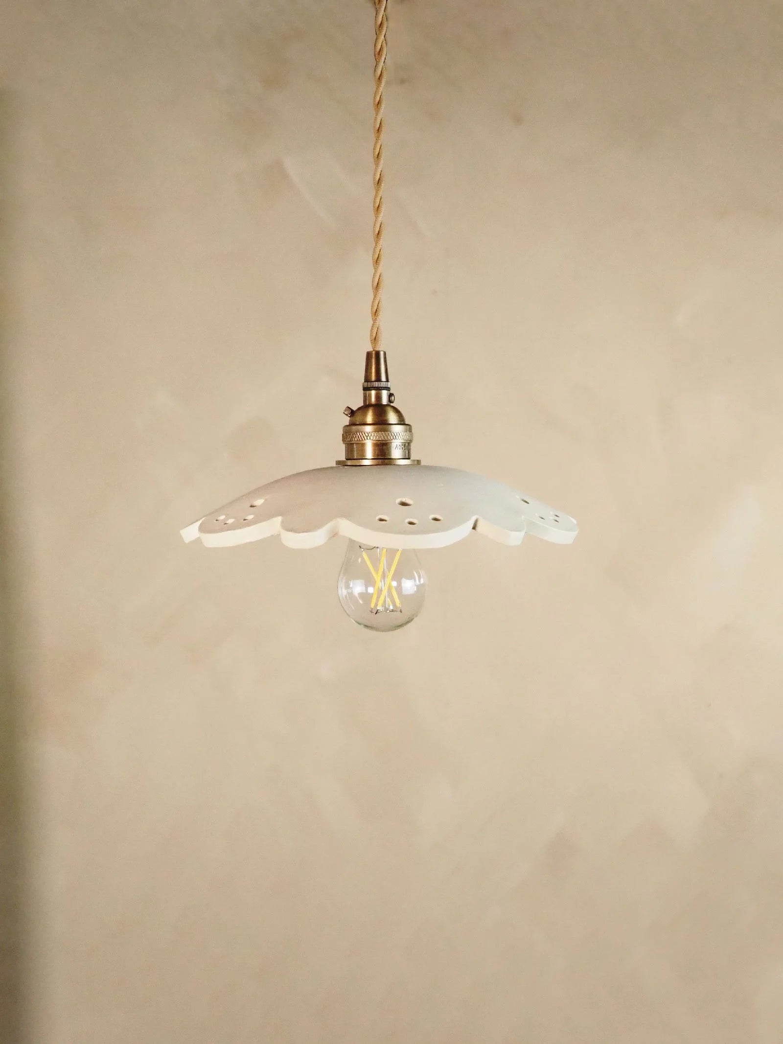 Picado Petite Pendant